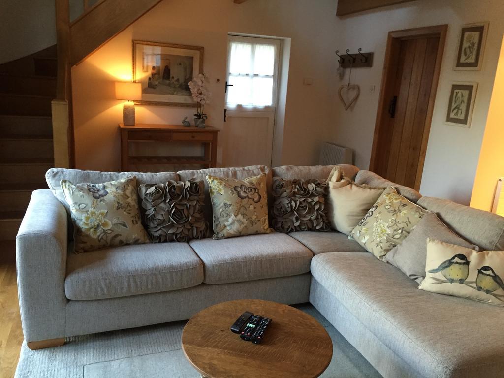 Villa The Apple Shed Farmborough Exterior foto